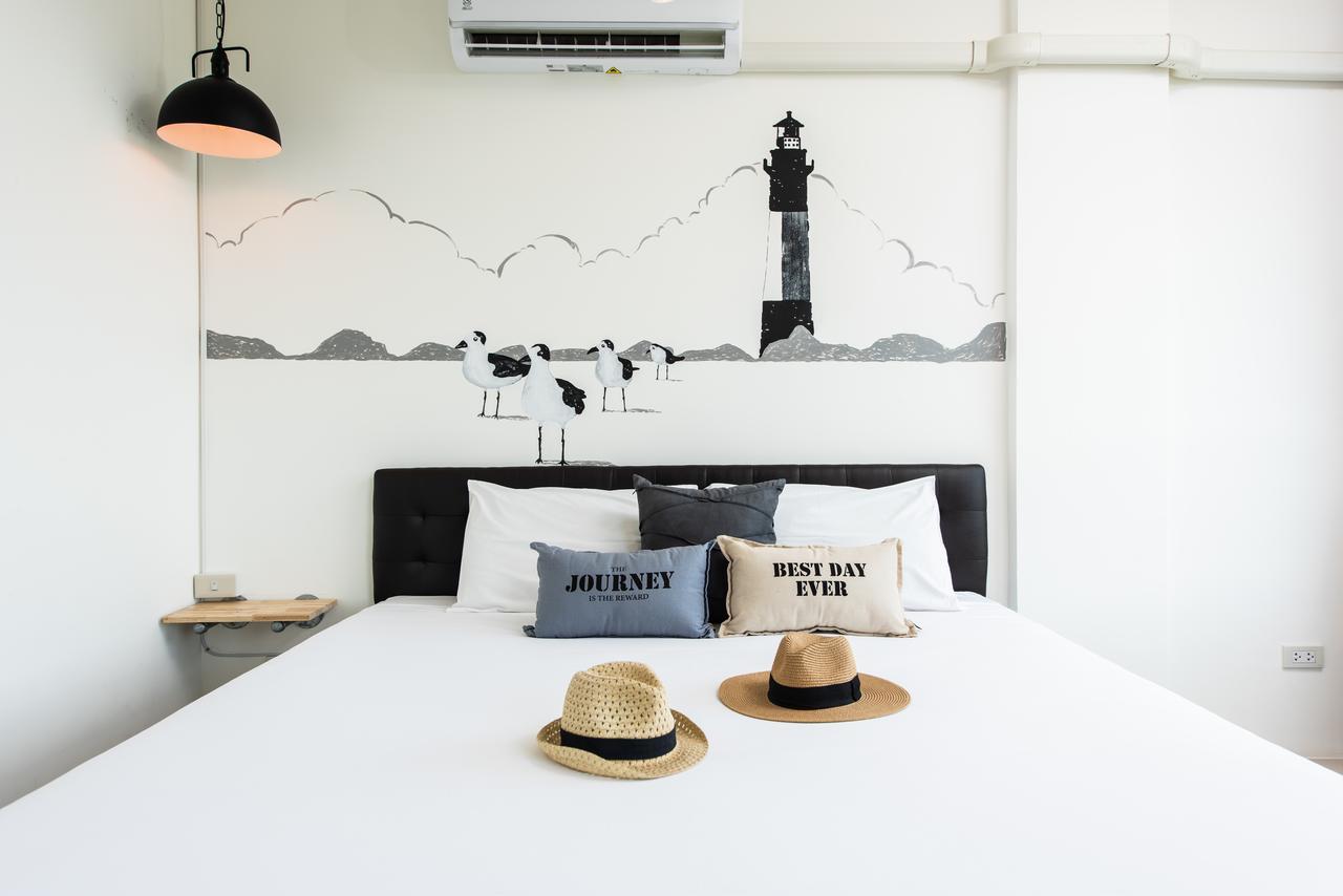Dwell Phuket Airport Hotel At Naiyang Nai Yang Beach Exterior foto